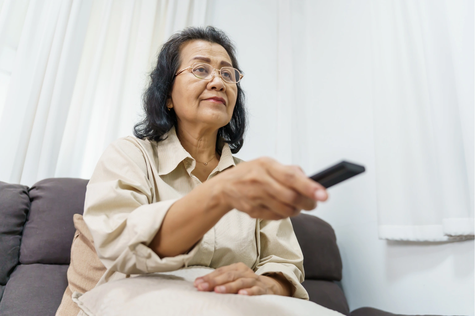 Vip elderly senior friendly streaming device